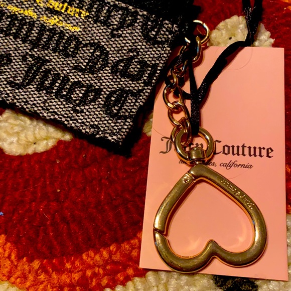 ❌SOLD❌ Juicy Couture NWT Yellow Gold Heart ♥️ Key Chain/Heart Cardholder - Picture 5 of 8